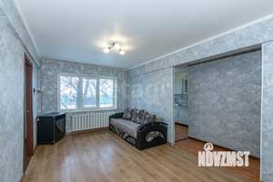 2-к квартира, вторичка, 45м2, 1/5 этаж