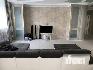 3-к квартира, вторичка, 133м2, 1/4 этаж