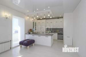 4-к квартира, вторичка, 140м2, 3/9 этаж