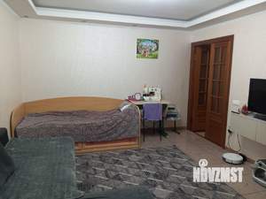 3-к квартира, вторичка, 58м2, 8/9 этаж