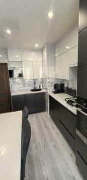 3-к квартира, вторичка, 63м2, 8/10 этаж