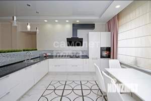 3-к квартира, вторичка, 120м2, 1/6 этаж