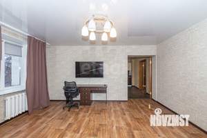 2-к квартира, вторичка, 77м2, 3/5 этаж