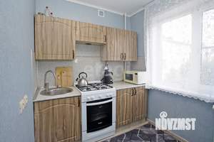2-к квартира, вторичка, 47м2, 3/5 этаж