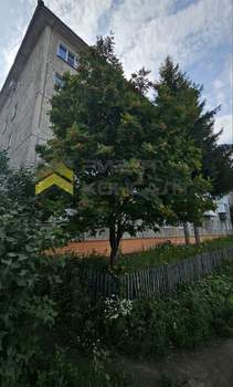 2-к квартира, вторичка, 40м2, 1/5 этаж