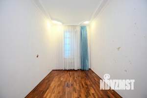 4-к квартира, вторичка, 112м2, 2/3 этаж