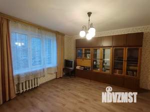 2-к квартира, вторичка, 52м2, 1/5 этаж