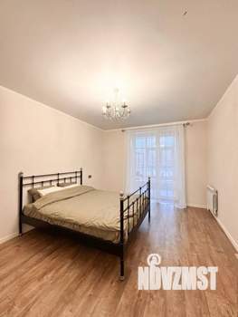 3-к квартира, вторичка, 103м2, 1/3 этаж