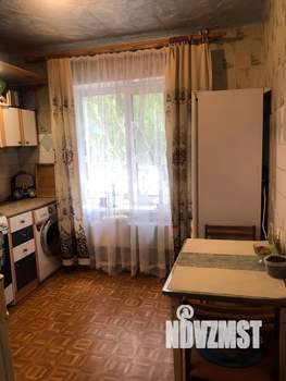 3-к квартира, вторичка, 64м2, 1/9 этаж