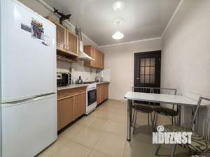 2-к квартира, вторичка, 72м2, 1/3 этаж