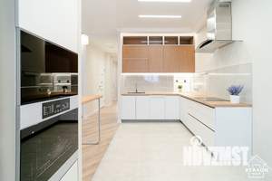 2-к квартира, вторичка, 63м2, 10/15 этаж