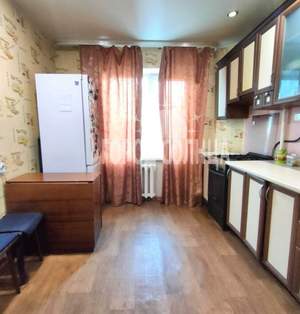 3-к квартира, вторичка, 63м2, 1/9 этаж