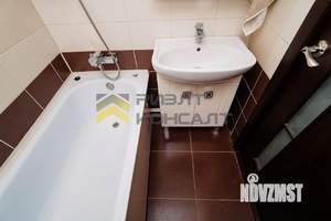 3-к квартира, вторичка, 61м2, 5/5 этаж