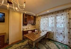 4-к квартира, вторичка, 104м2, 1/10 этаж