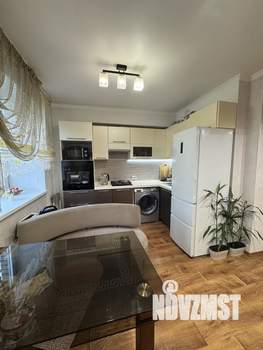 3-к квартира, вторичка, 65м2, 8/8 этаж