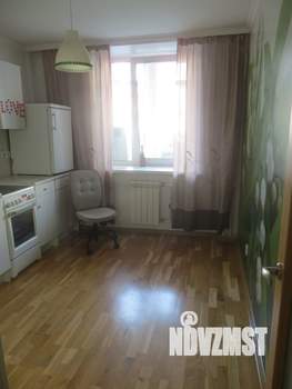 1-к квартира, вторичка, 35м2, 1/4 этаж