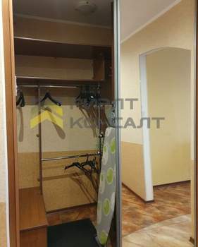 1-к квартира, вторичка, 50м2, 5/10 этаж