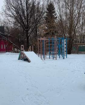 2-к квартира, вторичка, 43м2, 1/4 этаж