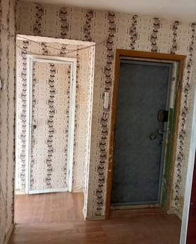 2-к квартира, вторичка, 41м2, 1/5 этаж