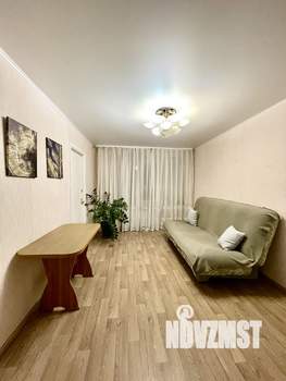 4-к квартира, вторичка, 62м2, 5/5 этаж