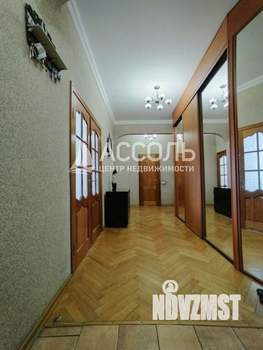 6-к квартира, вторичка, 164м2, 2/5 этаж