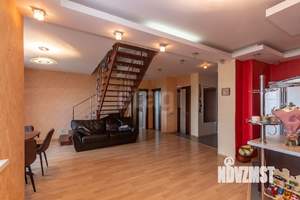 3-к квартира, вторичка, 99м2, 14/14 этаж