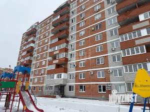 2-к квартира, вторичка, 58м2, 1/10 этаж