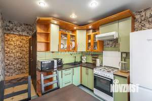 3-к квартира, вторичка, 65м2, 8/9 этаж