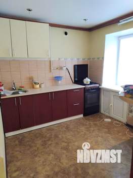 2-к квартира, вторичка, 43м2, 1/4 этаж