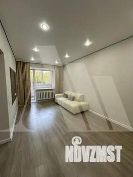 2-к квартира, вторичка, 53м2, 1/5 этаж