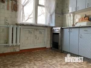 3-к квартира, вторичка, 58м2, 3/5 этаж