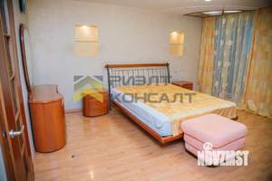 4-к квартира, вторичка, 72м2, 9/9 этаж