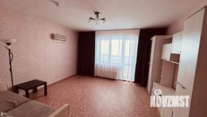 2-к квартира, вторичка, 52м2, 1/10 этаж