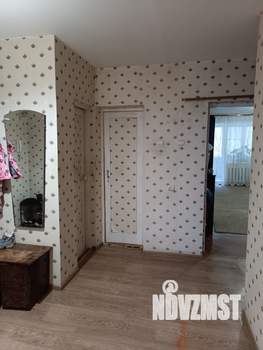 2-к квартира, вторичка, 67м2, 1/5 этаж