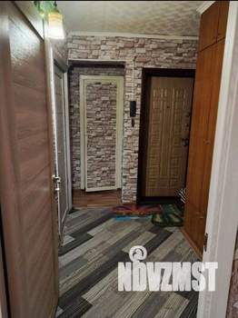 4-к квартира, вторичка, 60м2, 5/5 этаж