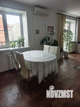 2-к квартира, вторичка, 64м2, 4/10 этаж