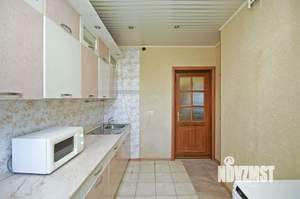 3-к квартира, вторичка, 71м2, 1/3 этаж