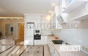 4-к квартира, вторичка, 143м2, 3/6 этаж