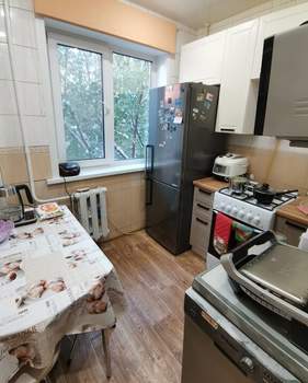4-к квартира, вторичка, 60м2, 3/5 этаж