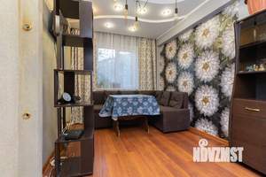 4-к квартира, вторичка, 58м2, 1/5 этаж