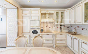 2-к квартира, вторичка, 103м2, 3/5 этаж