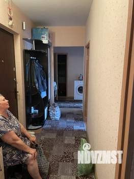 2-к квартира, вторичка, 56м2, 1/10 этаж