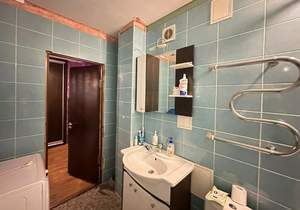 1-к квартира, вторичка, 42м2, 9/9 этаж