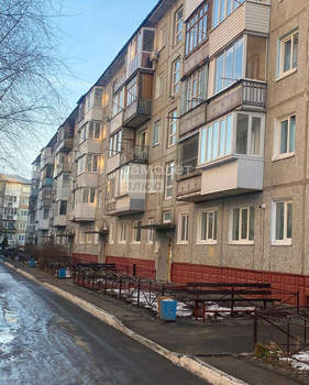 3-к квартира, вторичка, 59м2, 2/5 этаж