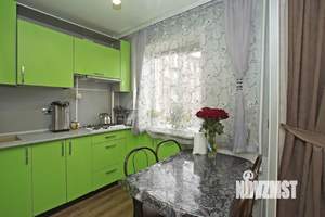 2-к квартира, вторичка, 42м2, 3/5 этаж