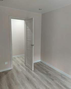 2-к квартира, вторичка, 43м2, 1/5 этаж