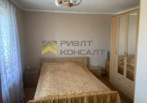 3-к квартира, вторичка, 65м2, 2/2 этаж