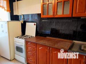 2-к квартира, вторичка, 49м2, 1/5 этаж