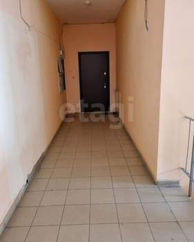 2-к квартира, вторичка, 70м2, 1/10 этаж