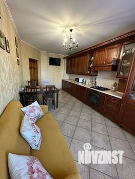 2-к квартира, вторичка, 75м2, 4/9 этаж